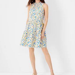 Ann Taylor • Floral Tiered Smock Shift Dress in Solarium Sun